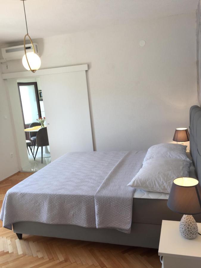 Tatijana Holiday Apartments 马卡尔斯卡 外观 照片