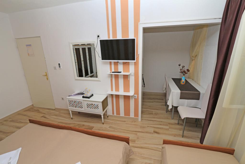 Tatijana Holiday Apartments 马卡尔斯卡 外观 照片