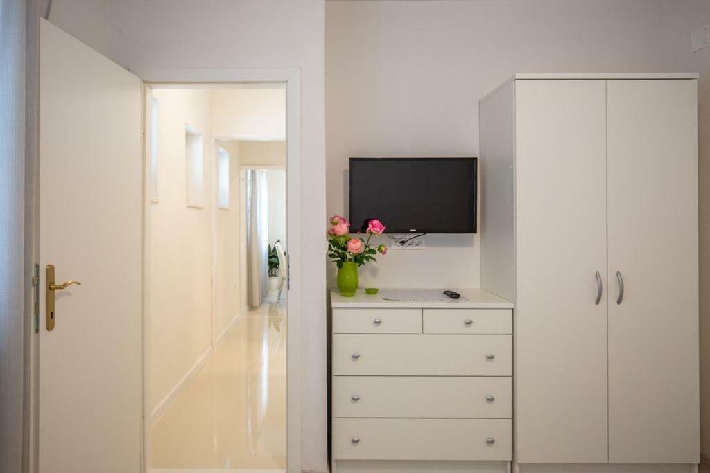Tatijana Holiday Apartments 马卡尔斯卡 外观 照片